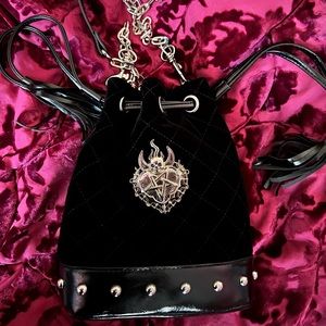 Killstar Unsacred Heart Bucket Bag